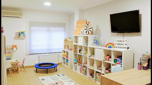 Centro de desarrollo Ludocrea - Psicología infantil y juvenil / Logopedia / Terapia ocupacional / Atención temprana