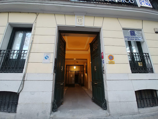 Clínica Oftalmológica "Lasik Center"