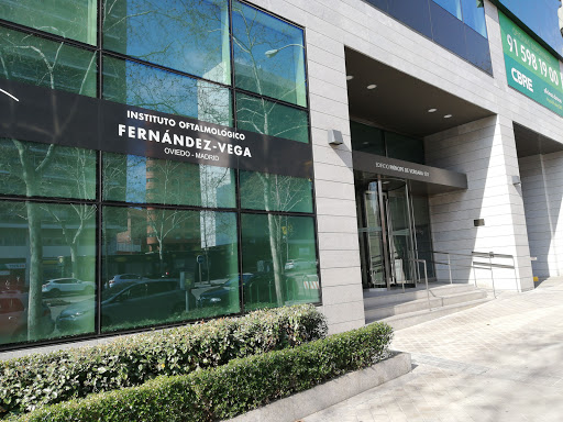 Instituto Oftalmológico Fernández-Vega