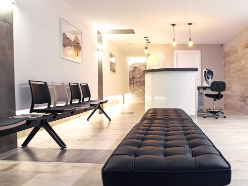 Oftalmólogo Tarragona - CLINICA LICARI VISION