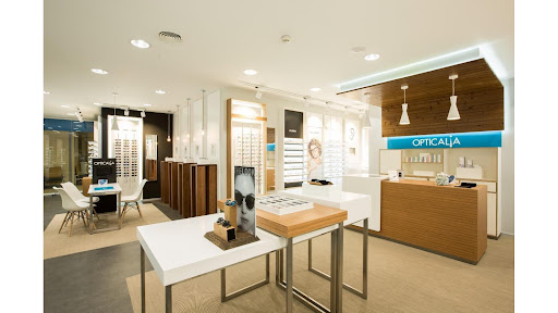 Opticalia Mahis